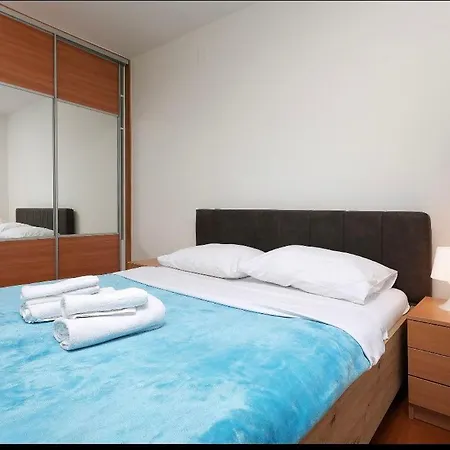 Moro * ヴルブニク