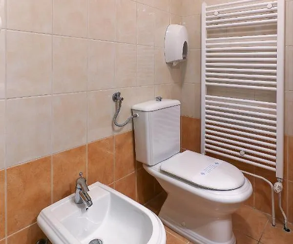 Moro Vrbnik (Primorje-Gorski Kotar)