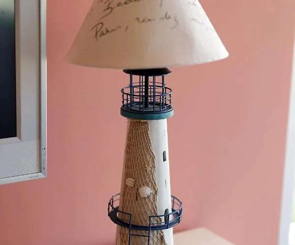 Moro * Vrbnik (Primorje-Gorski Kotar)